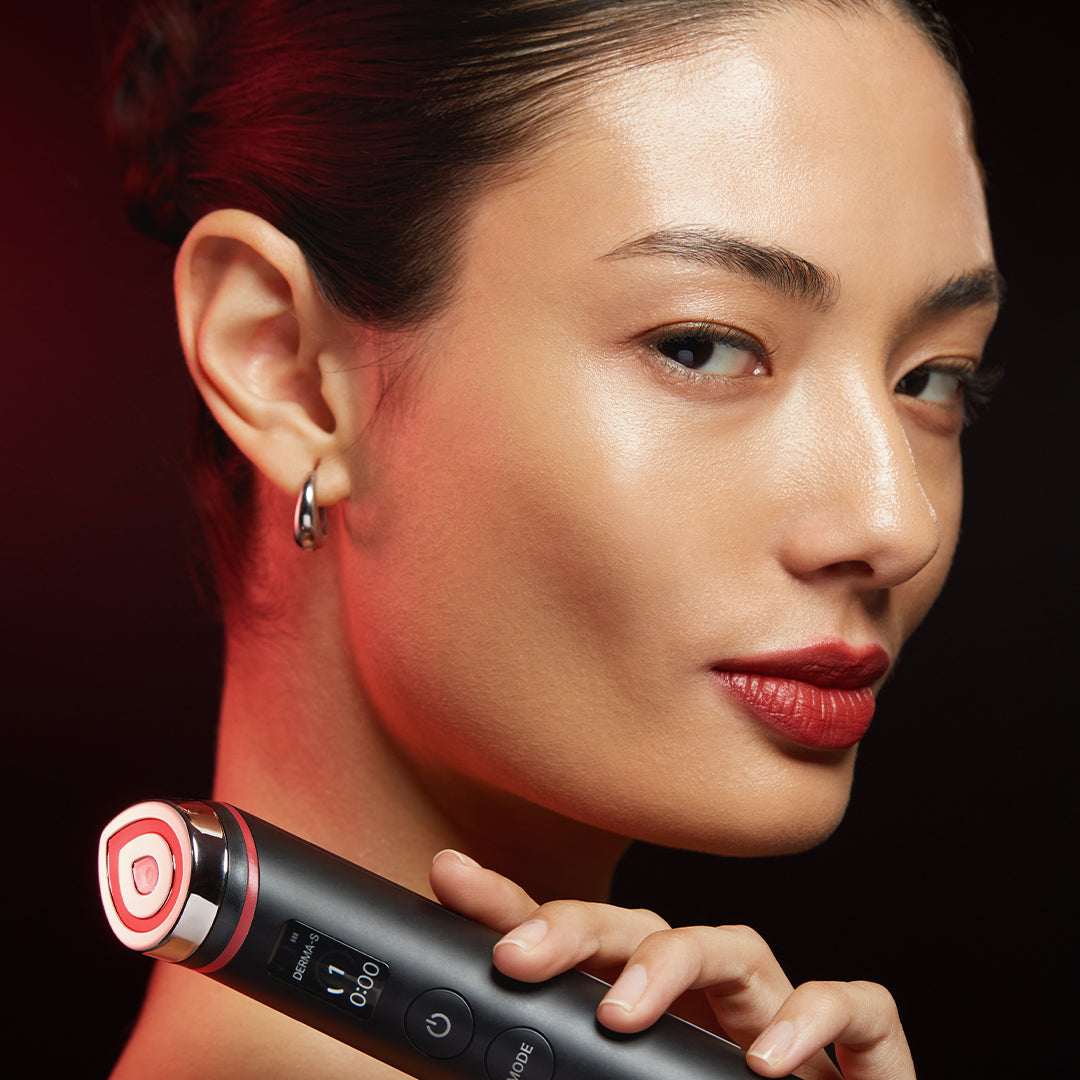 MEDICUBE — Booster Pro Black